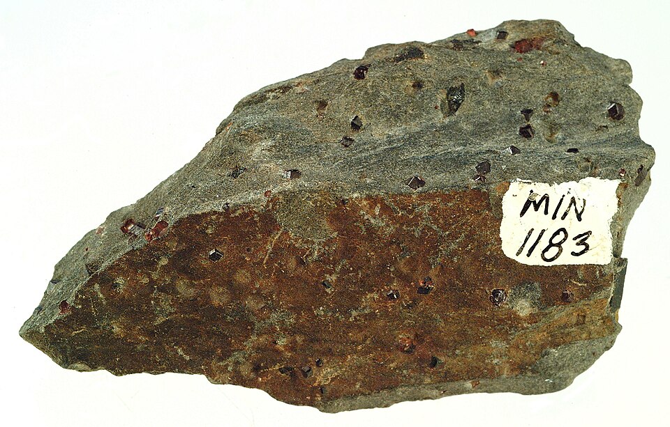 Granat (almandyn)